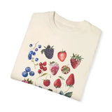 Chicmy-Aesthetic Fruit Berry Species Graphic T-shirt Fashion Cotton Tee Fruit Lover Blueberry Shirt with Cute Strawberry Cute Berry Top