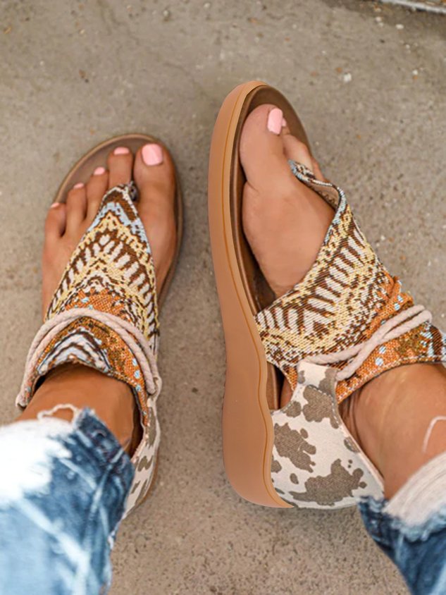 ChicmyWestern Style Retro Flip Flops Soft Sole Sandals