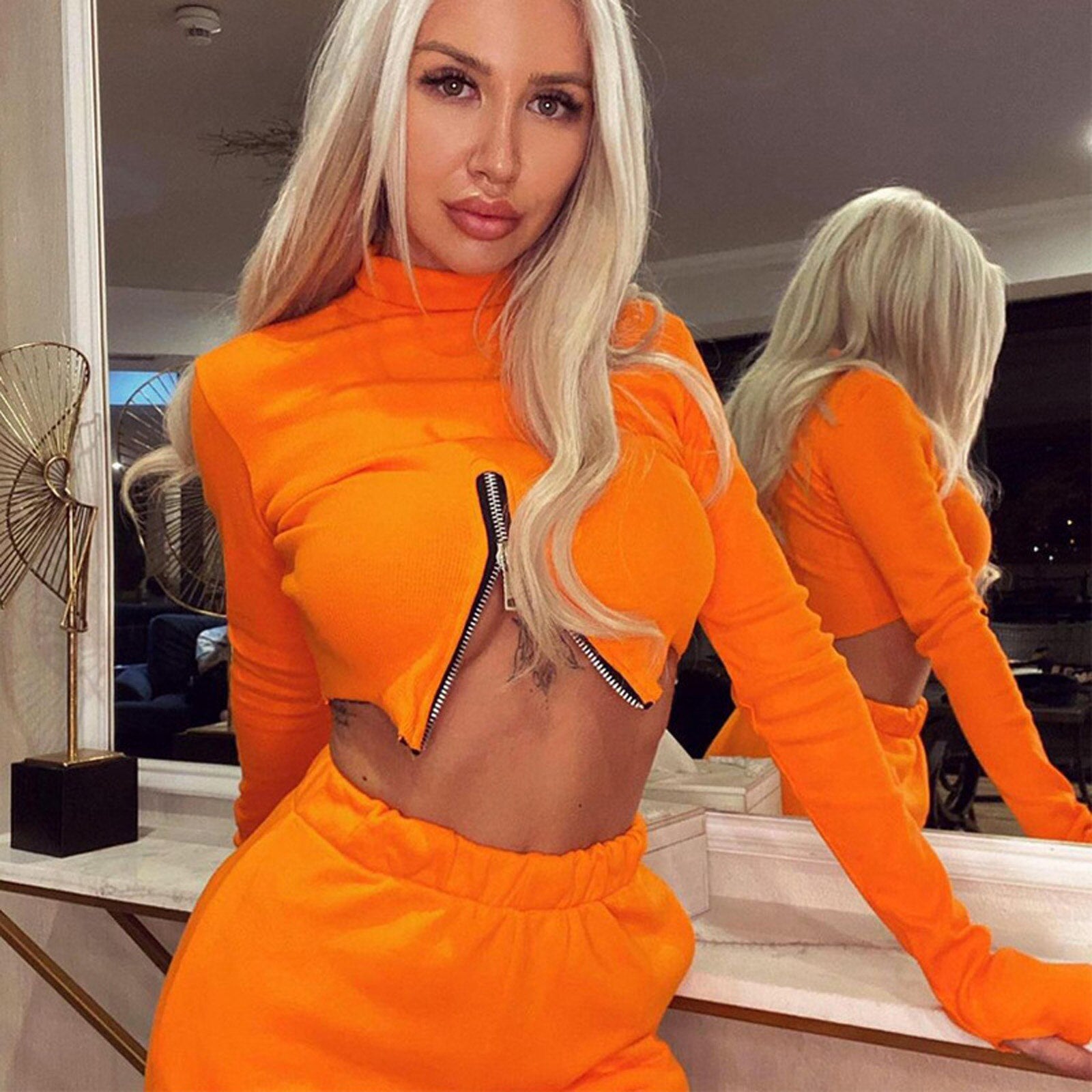 Chicmy New Fashion Orange Long-Sleeved Clothes T-Shirt Sexy Half Zipper Sports T-Shirt Exposed Navel Clothes Autumn